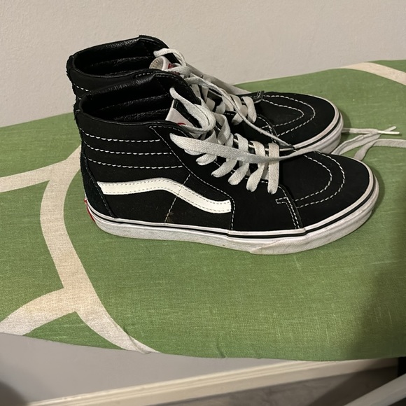 Vans Off The Wall High-Top Kids Skateboard Sneakers - Picture 2 of 7